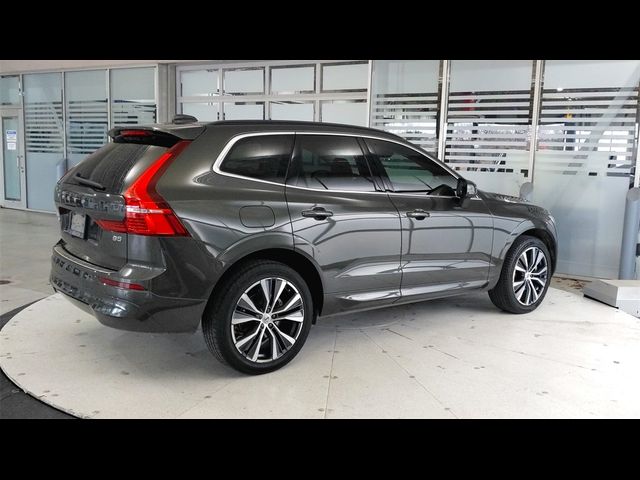 2022 Volvo XC60 Momentum