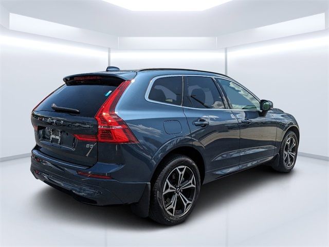 2022 Volvo XC60 Momentum