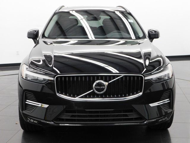 2022 Volvo XC60 Momentum