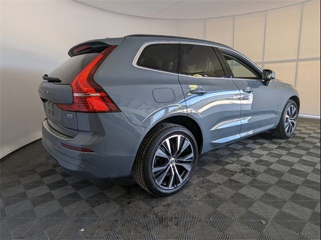 2022 Volvo XC60 Momentum