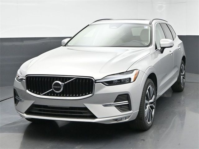 2022 Volvo XC60 Momentum