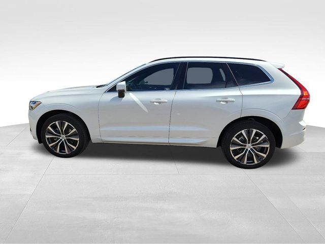 2022 Volvo XC60 Momentum