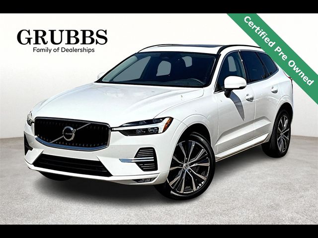 2022 Volvo XC60 Momentum