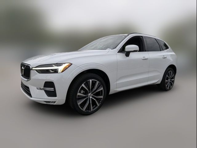 2022 Volvo XC60 Momentum