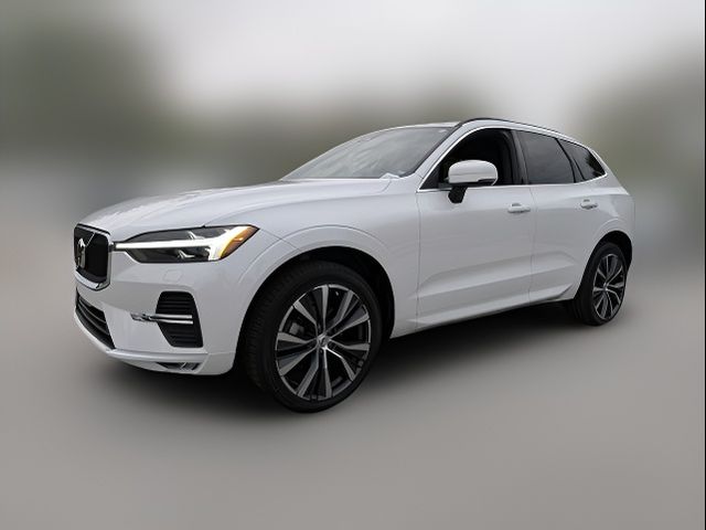 2022 Volvo XC60 Momentum