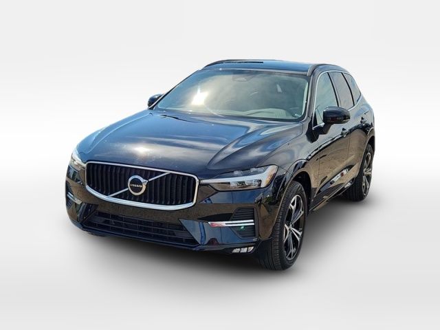 2022 Volvo XC60 Momentum