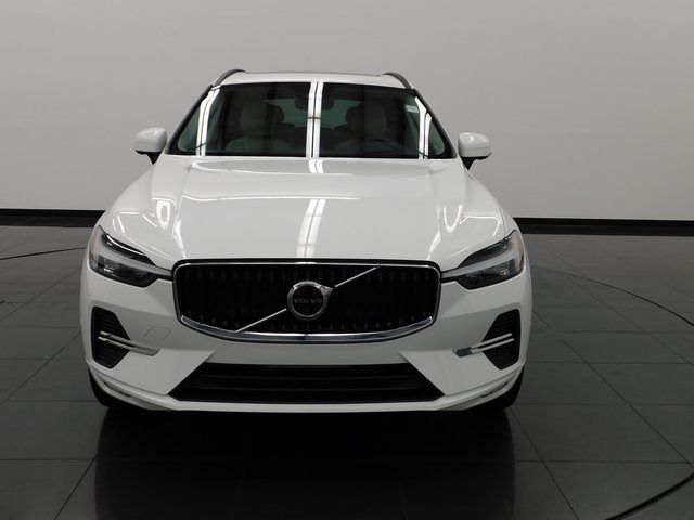 2022 Volvo XC60 Momentum