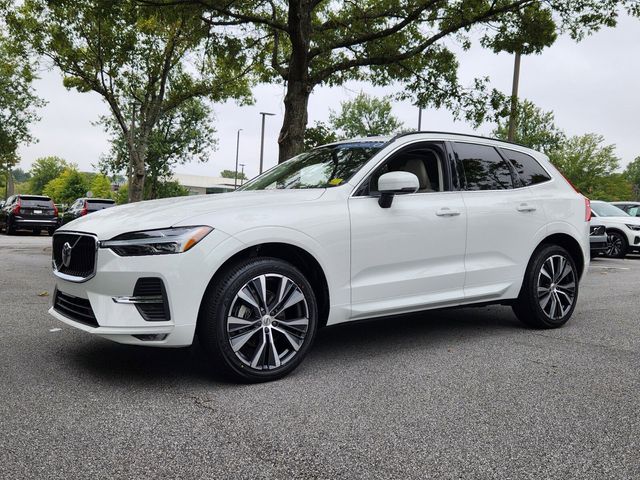 2022 Volvo XC60 Momentum