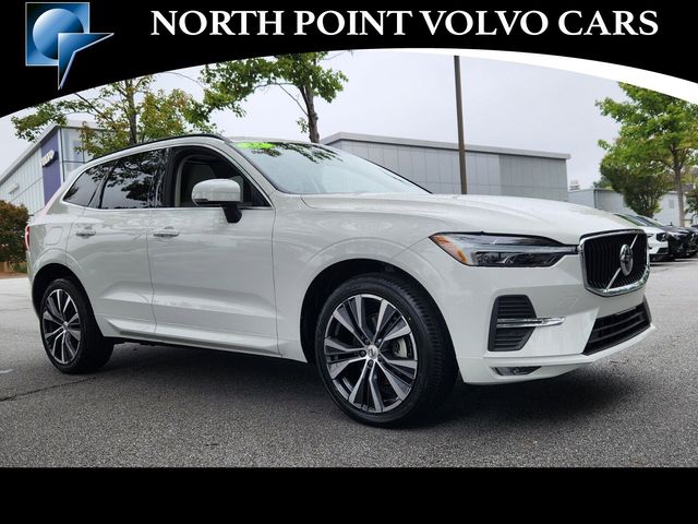 2022 Volvo XC60 Momentum