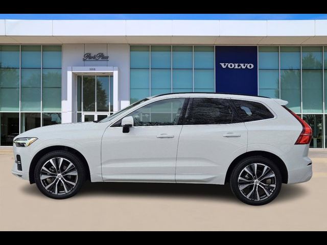 2022 Volvo XC60 Momentum