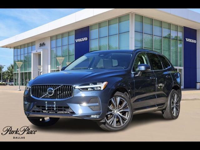 2022 Volvo XC60 Momentum