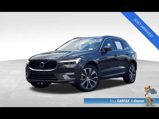 2022 Volvo XC60 Momentum