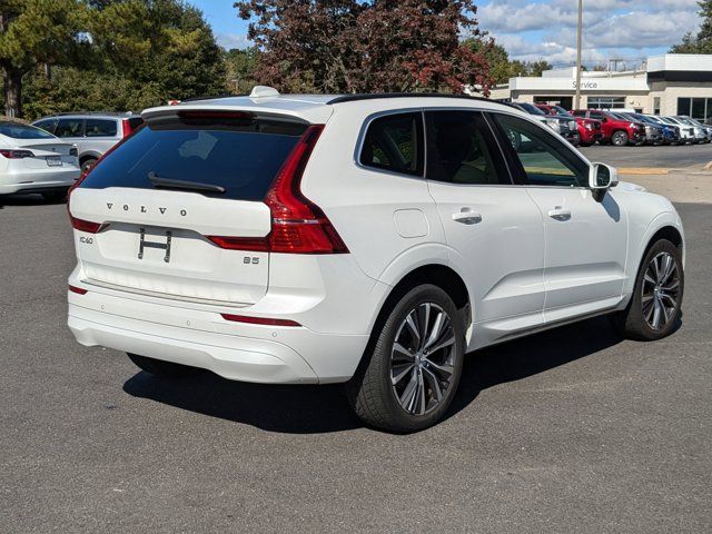 2022 Volvo XC60 Momentum