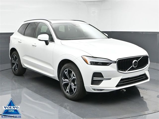 2022 Volvo XC60 Momentum