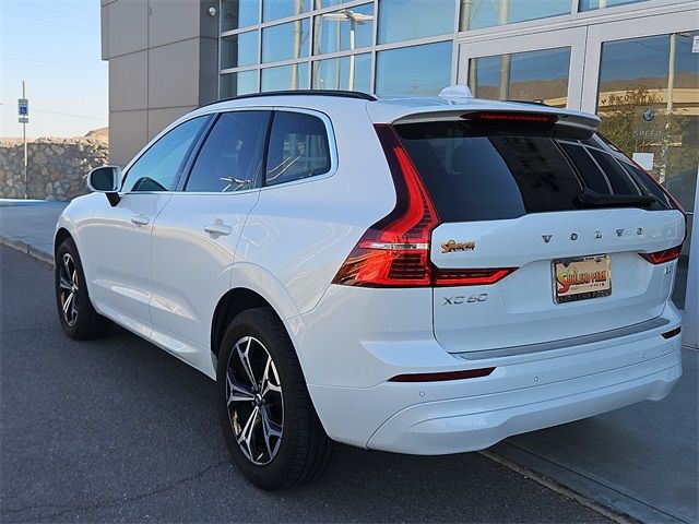 2022 Volvo XC60 Momentum