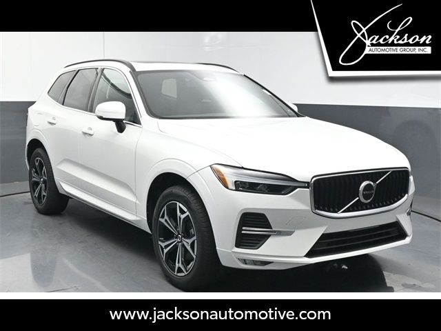 2022 Volvo XC60 Momentum