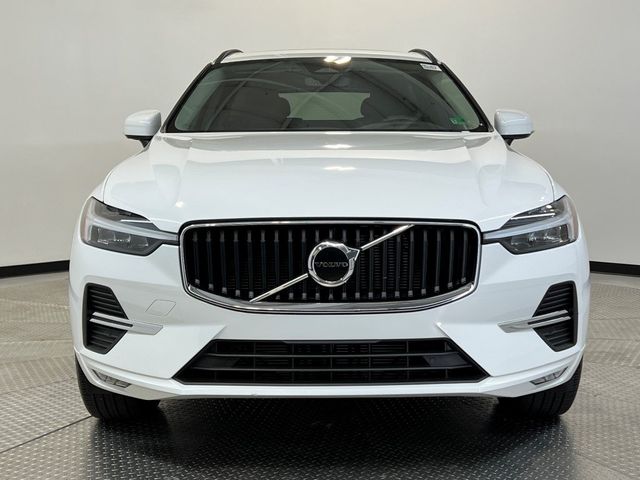 2022 Volvo XC60 Momentum