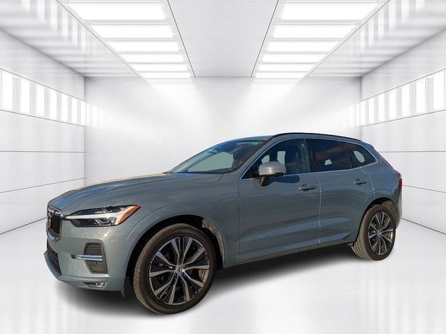 2022 Volvo XC60 Momentum