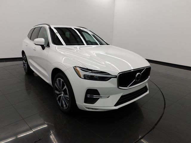 2022 Volvo XC60 Momentum