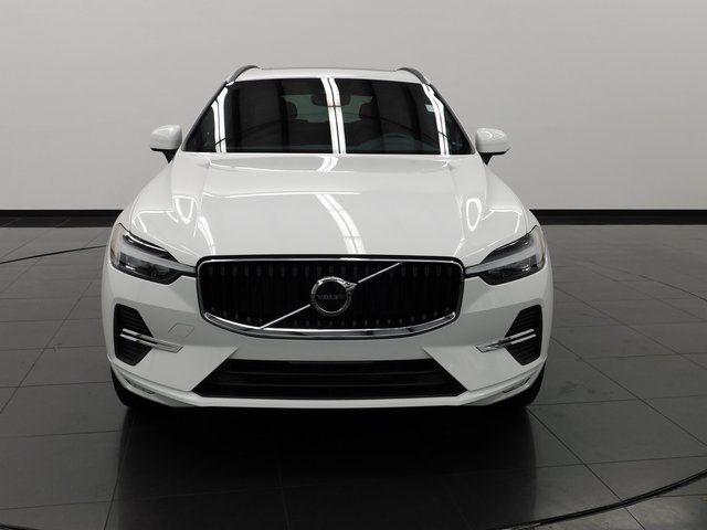 2022 Volvo XC60 Momentum