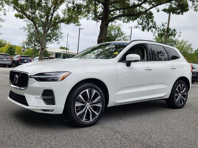 2022 Volvo XC60 Momentum