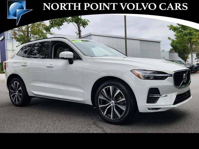 2022 Volvo XC60 Momentum