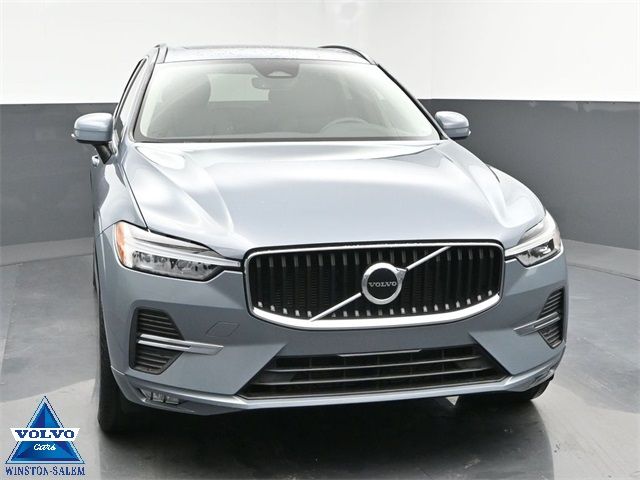 2022 Volvo XC60 Momentum