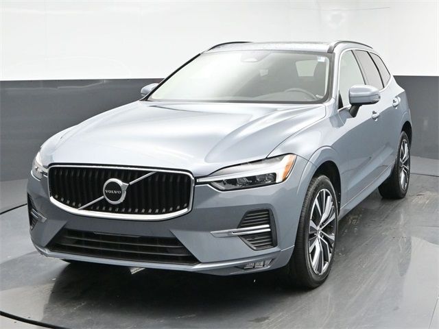 2022 Volvo XC60 Momentum