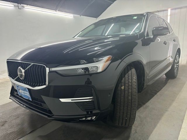 2022 Volvo XC60 Momentum