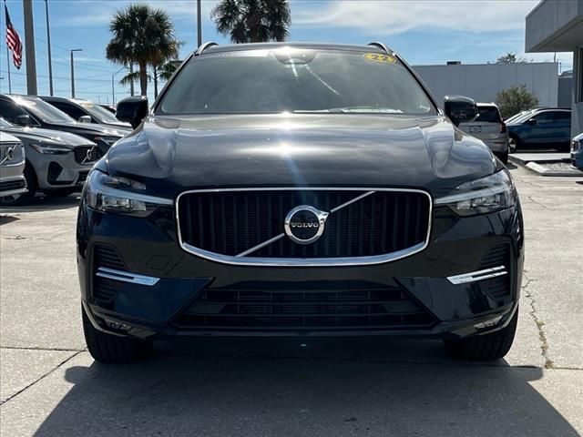 2022 Volvo XC60 Momentum