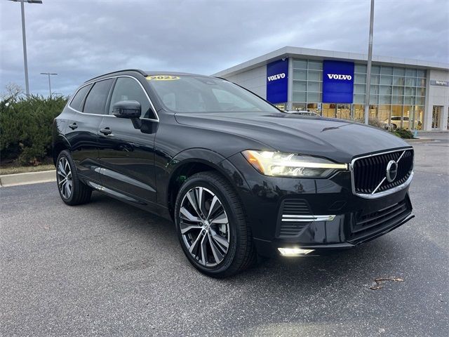 2022 Volvo XC60 Momentum