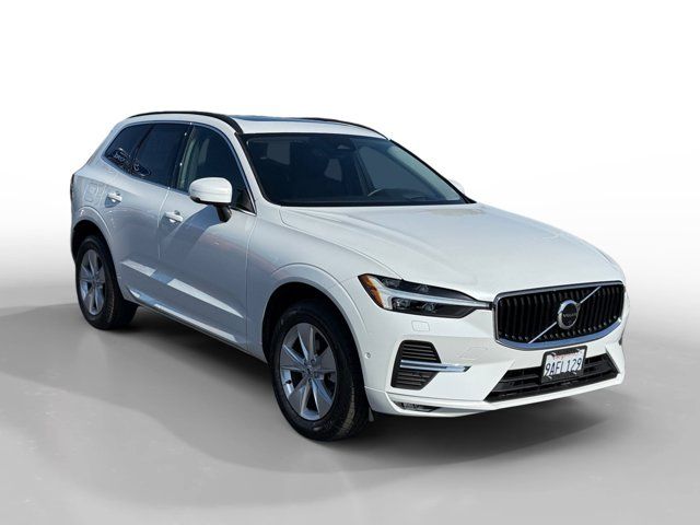 2022 Volvo XC60 Momentum
