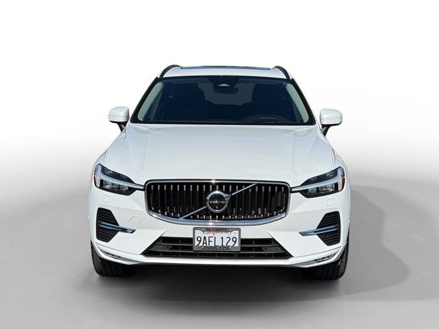 2022 Volvo XC60 Momentum