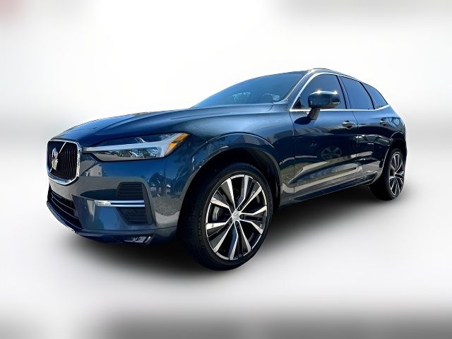 2022 Volvo XC60 Momentum