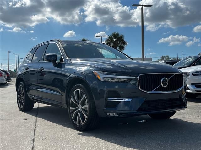 2022 Volvo XC60 Momentum