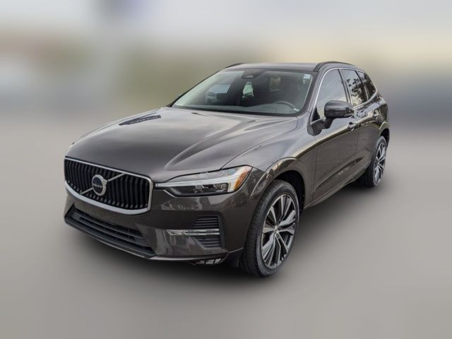 2022 Volvo XC60 Momentum