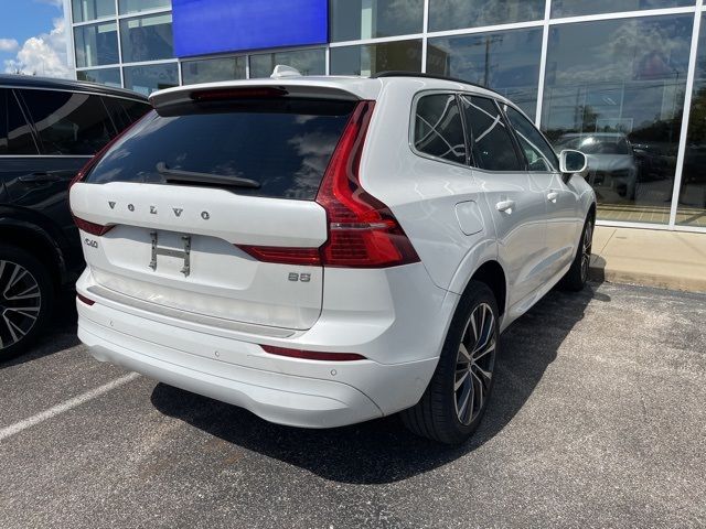 2022 Volvo XC60 Momentum