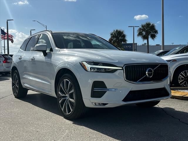 2022 Volvo XC60 Momentum