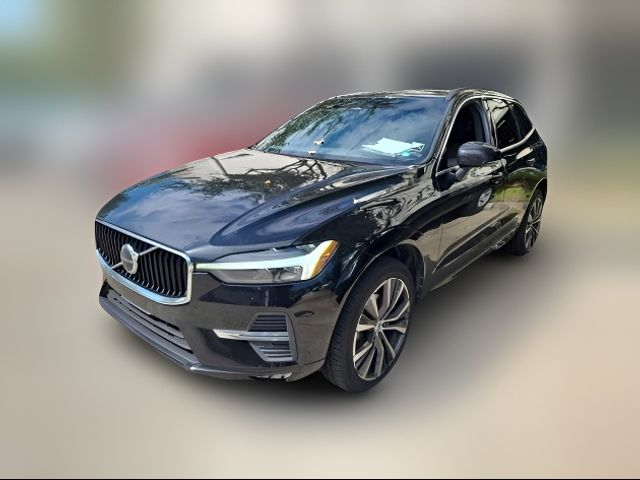 2022 Volvo XC60 Momentum