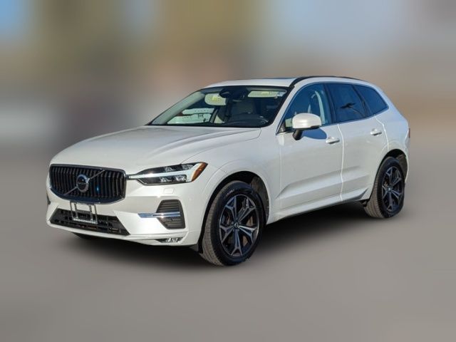 2022 Volvo XC60 Momentum