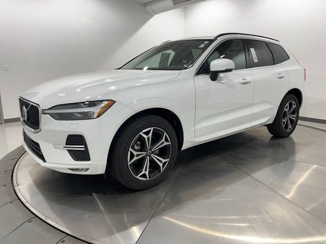 2022 Volvo XC60 Momentum