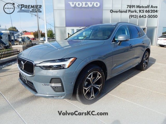 2022 Volvo XC60 Momentum