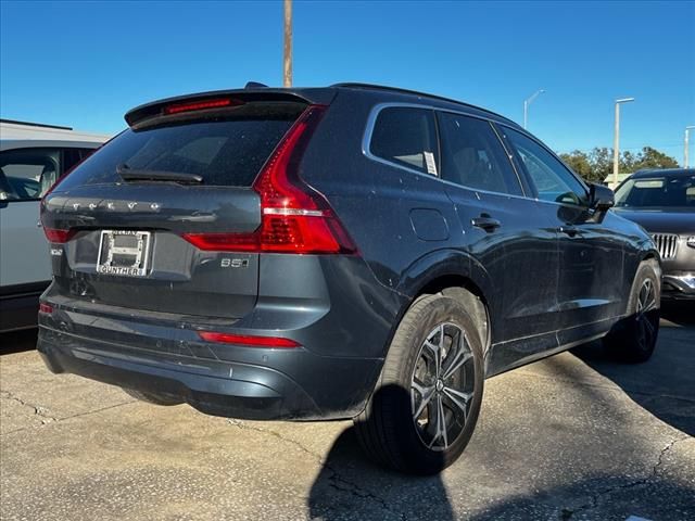 2022 Volvo XC60 Momentum