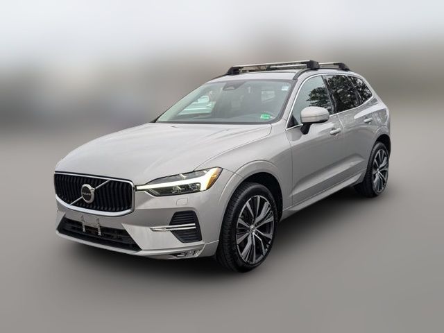 2022 Volvo XC60 Momentum