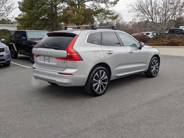 2022 Volvo XC60 Momentum