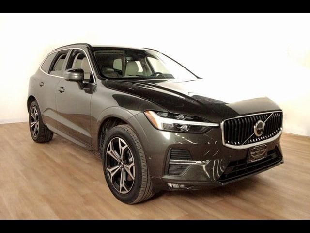 2022 Volvo XC60 Momentum