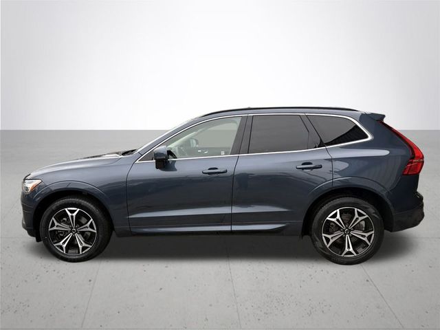 2022 Volvo XC60 Momentum