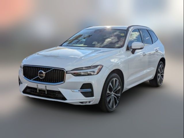 2022 Volvo XC60 Momentum