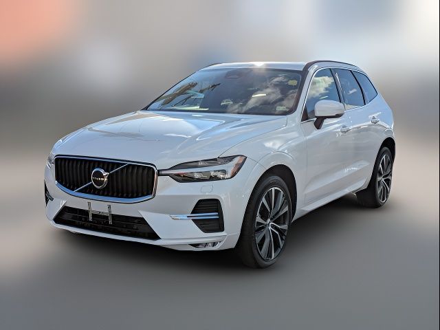 2022 Volvo XC60 Momentum