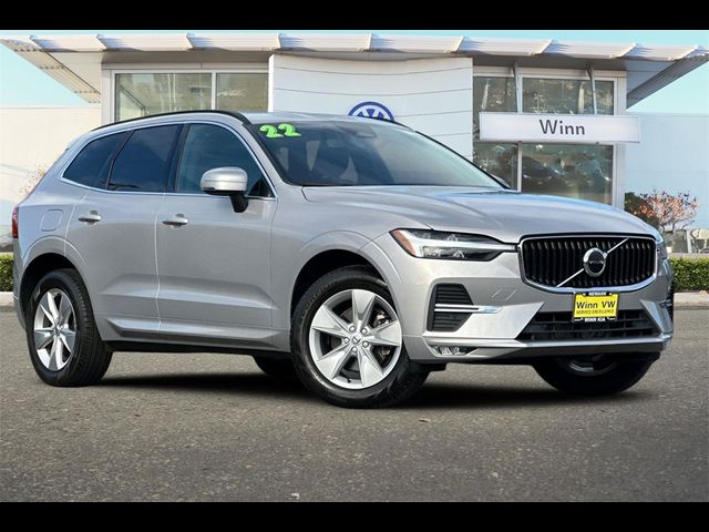 2022 Volvo XC60 Momentum